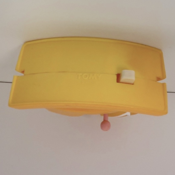 4” Vintage Cabbage Patch Wind Up Yellow Rocking Horse Toy - Doll not included - Picture 4 of 8